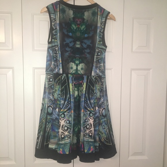 Beautiful Water Colored Dress - Picture 3 of 3